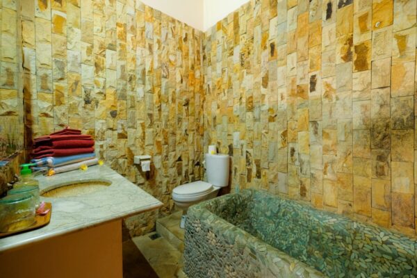 4acb7428-d601-444e-bcf6-a93502db8402