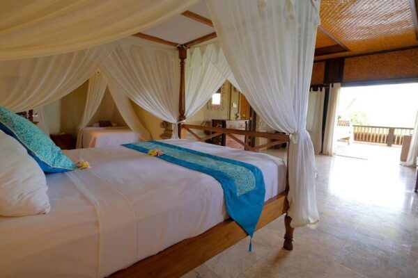 e9baa67d-9b40-4c79-b87b-abf2240b9b43